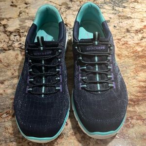 Skechers Relaxed Fit Sneakers Perfect condition